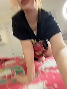 Snapshot of Hannah_xBaby chatting on April 4, 2026, 7:17 am Hannah xBaby online show from April 4, 2026, 7:17 am