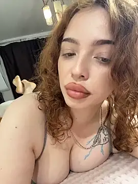 Snapshot of Hannah_xBaby chatting on April 7, 2026, 12:16 pm Hannah xBaby online show from April 7, 2026, 12:16 pm