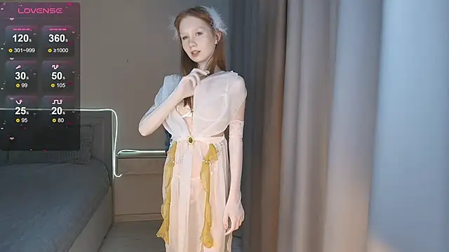 FoxyMira online show from January 12, 2026, 1:27 pm