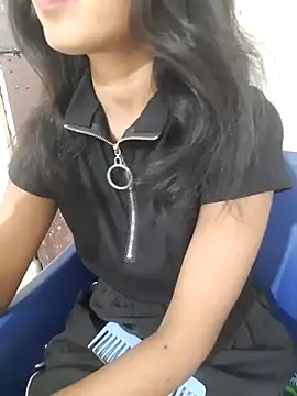 Snapshot of AnkitaDevi chatting on April 25, 2026, 1:41 pm AnkitaDevi online show from April 25, 2026, 1:41 pm