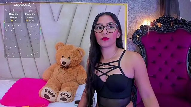 Snapshot of AmyStar1 chatting on October 14, 2025, 9:15 pm AmyStar1 online show from October 14, 2025, 9:15 pm