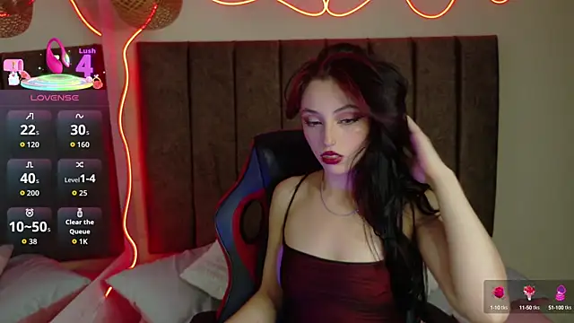 Snapshot of Megan__cole1 chatting on September 26, 2025, 12:58 am Megan cole1 online show from September 26, 2025, 12:58 am