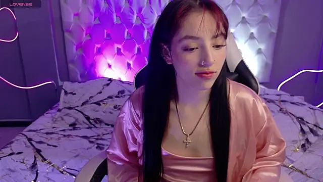 Snapshot of Megan__cole1 chatting on October 11, 2025, 3:50 am Megan cole1 online show from October 11, 2025, 3:50 am