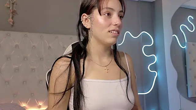 Snapshot of Megan__cole1 chatting on January 19, 2026, 3:54 am Megan cole1 online show from January 19, 2026, 3:54 am