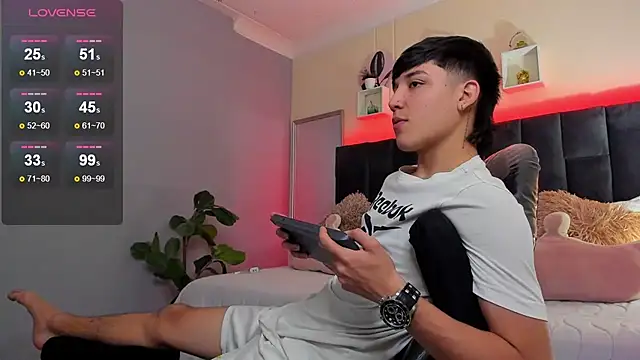 Snapshot of Ares_di_martin chatting on September 10, 2025, 2:17 pm Ares di martin online show from September 10, 2025, 2:17 pm