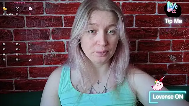 Snapshot of CitrusBlissss chatting on March 30, 2026, 2:01 am CitrusBlissss online show from March 30, 2026, 2:01 am