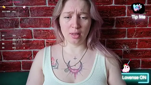 Snapshot of CitrusBlissss chatting on March 31, 2026, 2:13 am CitrusBlissss online show from March 31, 2026, 2:13 am