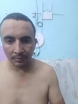 miroqui143 online show from January 31, 2026, 11:03 pm