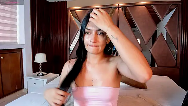 AidaJones online show from May 4, 2026, 12:12 pm