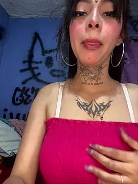 kiittyselenita online show from May 16, 2026, 5:37 am