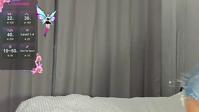 Snapshot of coldcherryeclipse_ chatting on October 5, 2025, 6:17 pm coldcherryeclipse online show from October 5, 2025, 6:17 pm