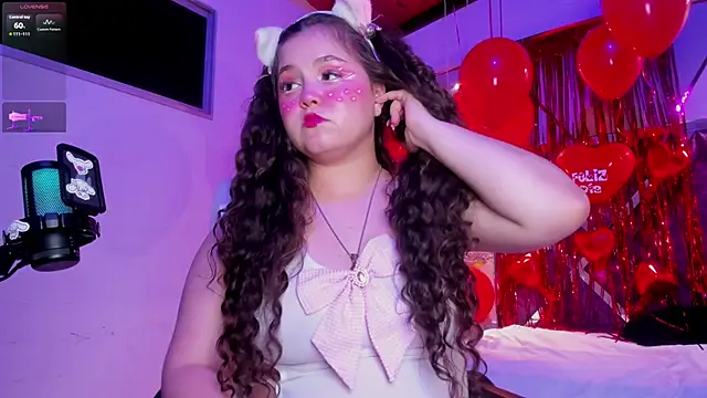 Snapshot of ShylySweet chatting on February 15, 2026, 5:48 am ShylySweet online show from February 15, 2026, 5:48 am