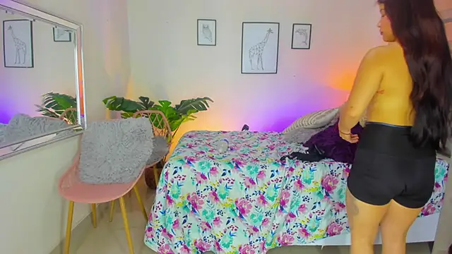 LusyKitty online show from September 23, 2025, 3:26 pm