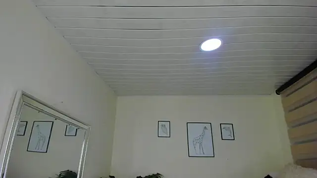 LusyKitty online show from October 1, 2025, 3:29 pm