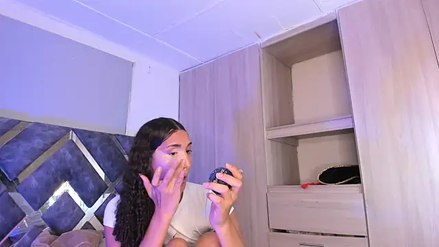 Snapshot of candice777 chatting on September 23, 2025, 1:58 pm candice777 online show from September 23, 2025, 1:58 pm