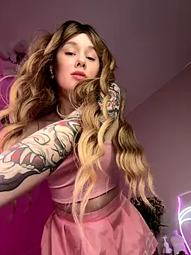 DeliaLoveIt online show from September 14, 2025, 8:52 pm