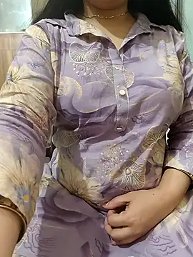 Snapshot of roshni_agrawal0 chatting on September 29, 2025, 8:08 am roshni agrawal0 online show from September 29, 2025, 8:08 am