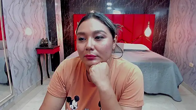 LatinaHoleQueen online show from March 25, 2026, 3:07 pm