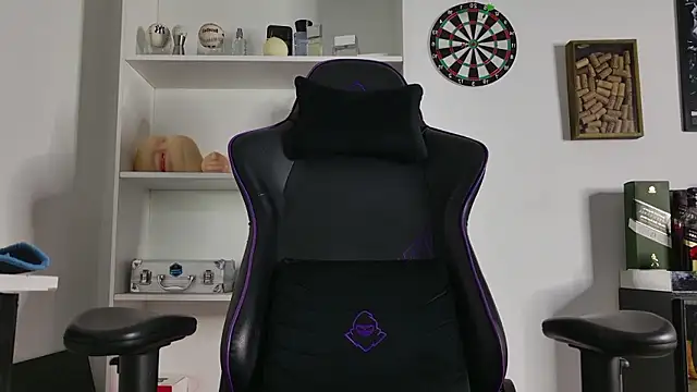 aaron nvk online show from January 8, 2026, 8:44 pm