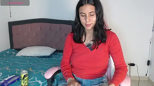 Sarahcutexoxox online show from November 27, 2025, 3:19 am