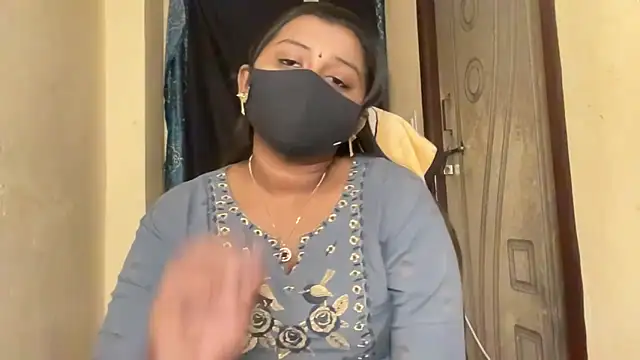 Pavani-Sexy online show from February 27, 2026, 10:32 pm