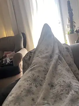 Snapshot of Galal_22 chatting on April 11, 2026, 6:18 am Galal 22 online show from April 11, 2026, 6:18 am