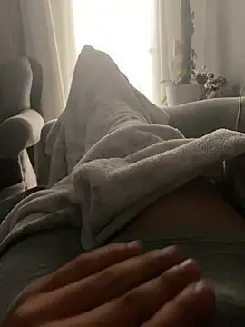 Snapshot of Galal_22 chatting on April 15, 2026, 3:35 am Galal 22 online show from April 15, 2026, 3:35 am