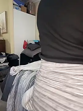 ALICIA X98 online show from February 16, 2026, 7:04 am