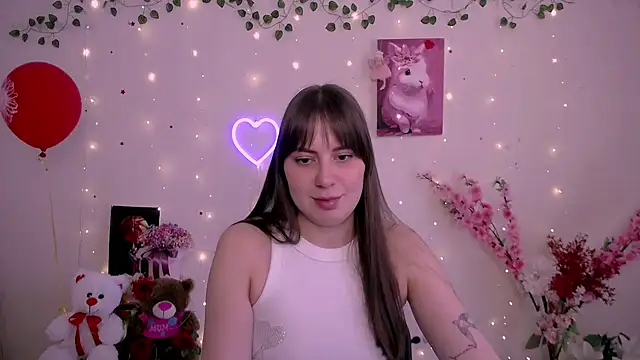 Amanda Bright  online show from April 8, 2026, 10:37 am