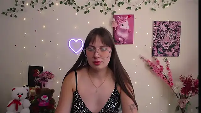 Snapshot of Amanda_Bright_ chatting on July 16, 2026, 11:16 am Amanda Bright online show from July 16, 2026, 11:16 am
