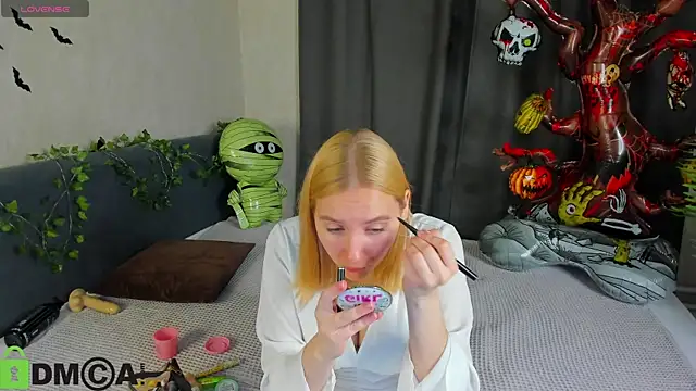 Snapshot of Anna_Chelsea chatting on October 27, 2025, 11:31 pm Anna Chelsea online show from October 27, 2025, 11:31 pm