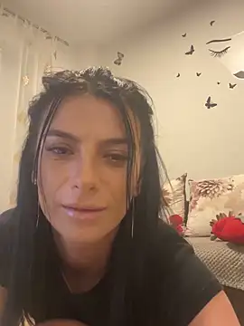 Snapshot of KinkyAmelie chatting on October 30, 2025, 10:10 pm KinkyAmelie online show from October 30, 2025, 10:10 pm