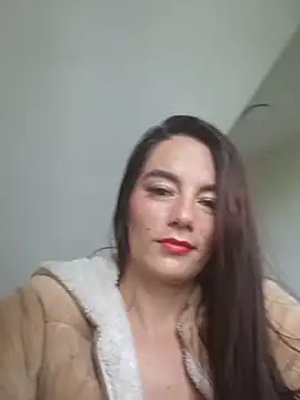 Demy Rhoades online show from October 2, 2025, 3:08 pm