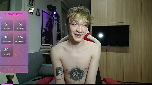 Crystal Valentine online show from September 9, 2025, 11:48 pm