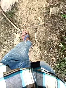 Snapshot of OmeningFurorji chatting on October 18, 2025, 9:54 am OmeningFurorji online show from October 18, 2025, 9:54 am