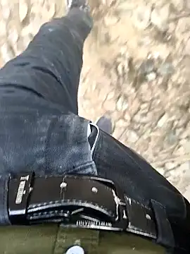 Snapshot of OmeningFurorji chatting on January 16, 2026, 11:03 am OmeningFurorji online show from January 16, 2026, 11:03 am