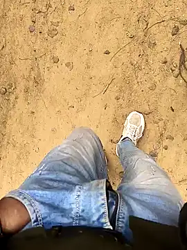 Snapshot of OmeningFurorji chatting on February 2, 2026, 9:19 am OmeningFurorji online show from February 2, 2026, 9:19 am