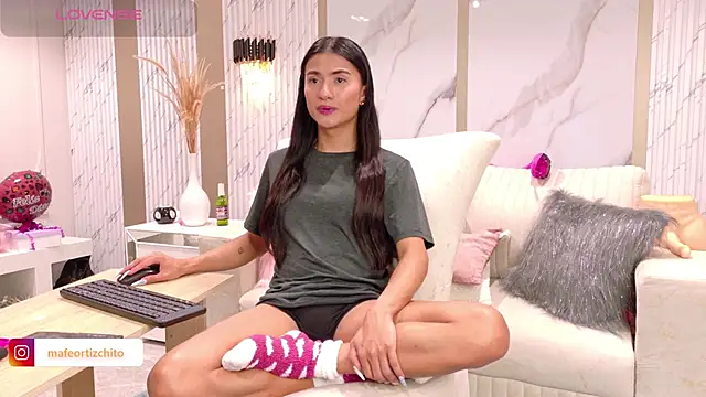 Snapshot of Sweet_Mafe chatting on September 22, 2025, 8:00 pm Sweet Mafe online show from September 22, 2025, 8:00 pm