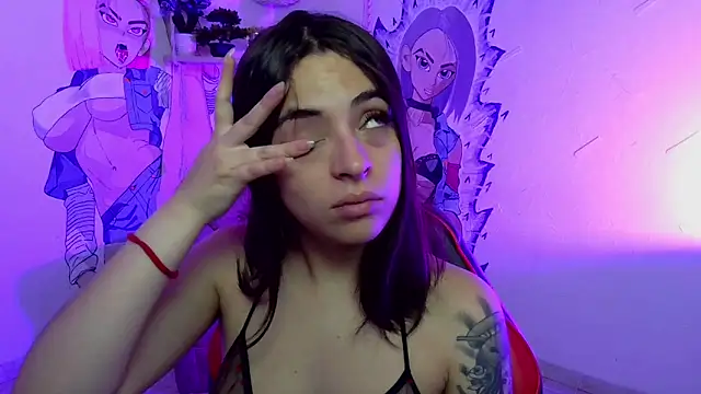 sofi lara28 online show from March 16, 2026, 1:48 pm