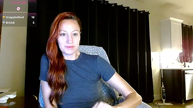 Snapshot of AnneNay chatting on June 27, 2026, 5:23 am AnneNay online show from June 27, 2026, 5:23 am