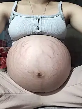 sugaviolet168 online show from April 8, 2026, 12:10 am