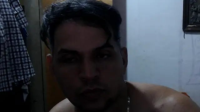 Pillinp01 online show from October 12, 2025, 6:34 am