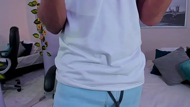 Snapshot of Ricky_Owens1 chatting on November 8, 2025, 9:13 pm Ricky Owens1 online show from November 8, 2025, 9:13 pm