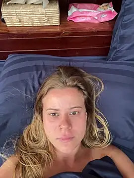 Snapshot of Stellamarbella chatting on April 10, 2026, 12:16 am Stellamarbella online show from April 10, 2026, 12:16 am