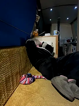 ladyboatlady online show from November 27, 2025, 7:10 am