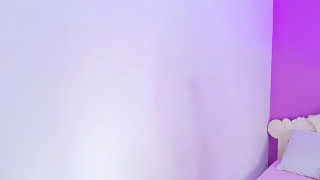 Snapshot of SamantaKane chatting on April 1, 2026, 4:02 am SamantaKane online show from April 1, 2026, 4:02 am