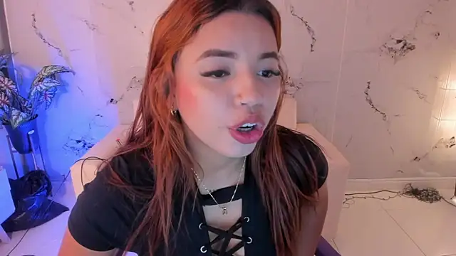 Snapshot of scarlett_enjoy1 chatting on September 28, 2025, 1:49 pm scarlett enjoy1 online show from September 28, 2025, 1:49 pm