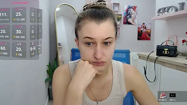 Snapshot of muriel_elvin chatting on September 12, 2025, 8:47 am muriel elvin online show from September 12, 2025, 8:47 am