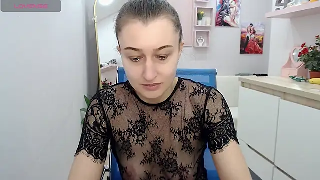 Snapshot of muriel_elvin chatting on December 3, 2025, 9:51 am muriel elvin online show from December 3, 2025, 9:51 am