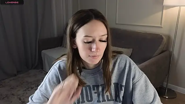 cutienaughtygirl online show from September 29, 2025, 11:59 am